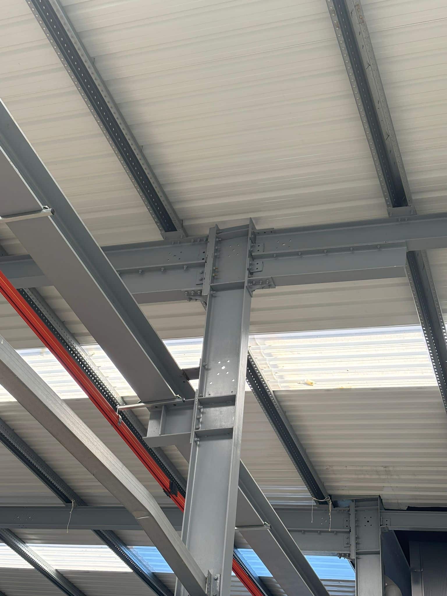 bâtiments industriels boulonnés