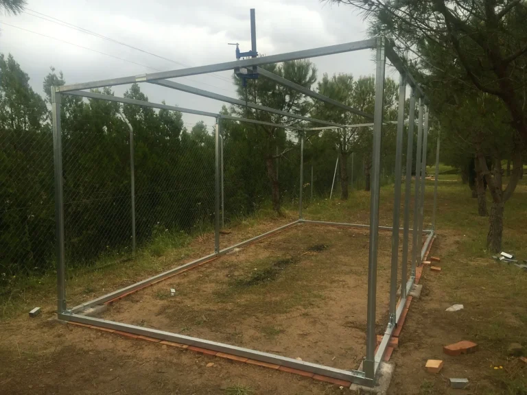 Starmodul bolted steel structure: demountable tube structure