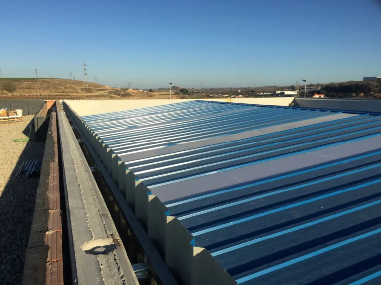 Estructures per a panells solars 34 Estructura de tub starmodul per a plaques solars sobre coberta plana – vista 8