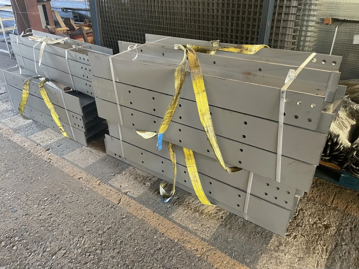 Estructures per a panells solars 16 Kit d’estructura starmodul embalat per a l’enviament