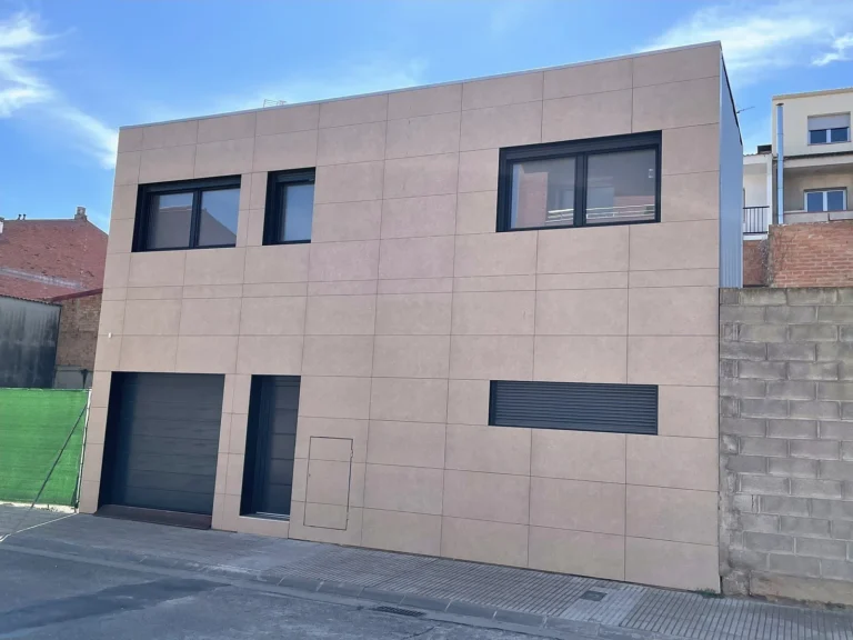 Starmodul bolted steel structure: two-storey house (mollerussa)